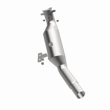 Load image into Gallery viewer, MagnaFlow 2015 E400 3 Direct Fit Converter - 52997