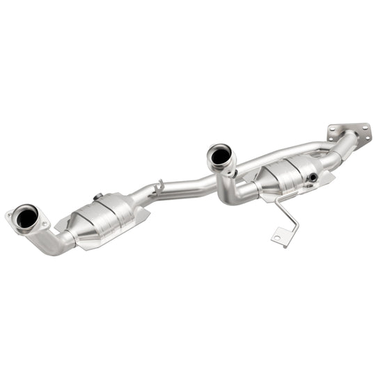 MagnaFlow Direct Fit Catalytic Converter 04 Ford Freestar 3.9L - 23083