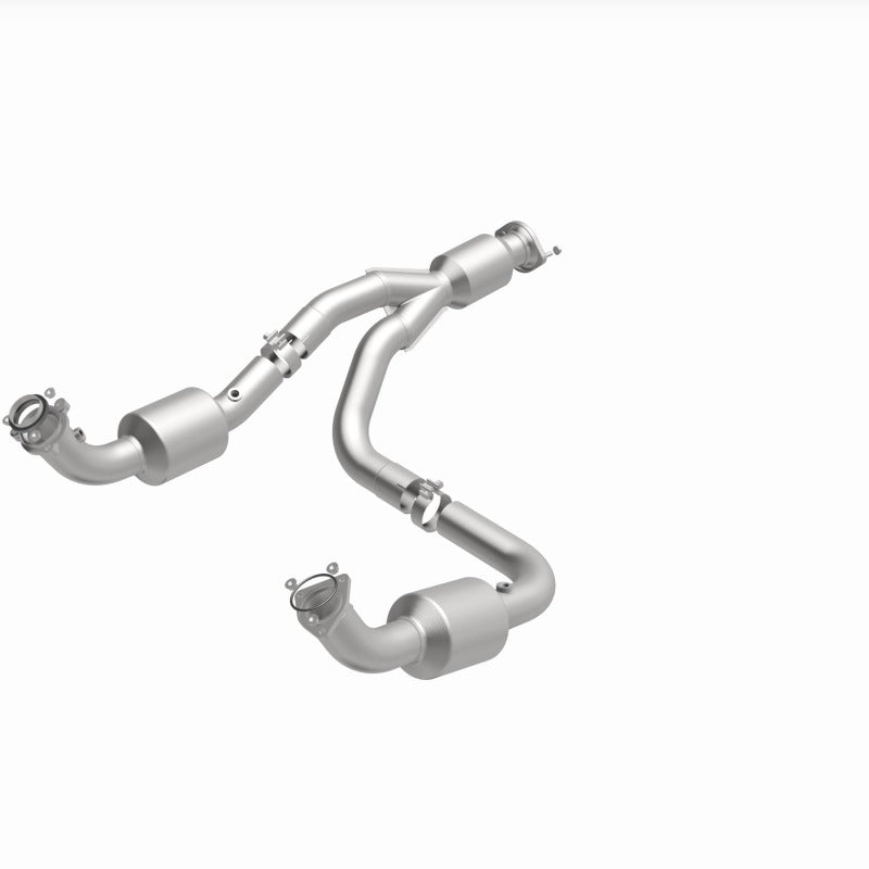 MagnaFlow 12-20 Chevrolet Express 4500 Underbody 6.0L Direct Fit Catalytic Converter - 280505