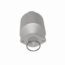 Load image into Gallery viewer, MagnaFlow Direct Fit Catalytic Converter 93-97 Geo Prizm-Toyota Celi - 23656