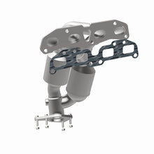 Load image into Gallery viewer, MagnaFlow OEM Grade 07-12 Nissan Sentra L4-2.5LGAS Direct Fit Federal Catalytic Converter - 51591