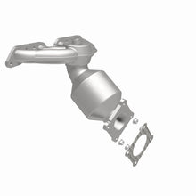 Load image into Gallery viewer, MagnaFlow Direct Fit Catalytic Converter 00-04 Dodge Neon 2L Manifold - 50913