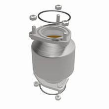 Load image into Gallery viewer, MagnaFlow Direct Fit Catalytic Converter 04-06 Suzuki Forenza 2.0L - 51291