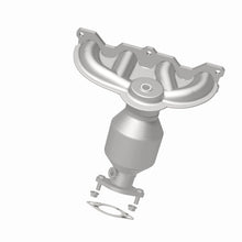 Load image into Gallery viewer, MagnaFlow Direct Fit Catalytic Converter 11-15 Kia Sportage OEM Manifold - 52590