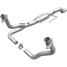 Load image into Gallery viewer, MagnaFlow Direct Fit Catalytic Converter 00-03 Dodge Dakota 4.7L 4WD - 24437