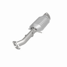 Load image into Gallery viewer, MagnaFlow Direct Fit Catalytic Converter 98-00 Kia Sportage - 50669