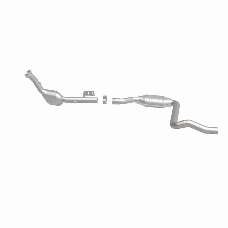 MagnaFlow Direct Fit Catalytic Converter 2003 ML350 3.7L Underbody - 52116