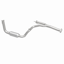 Load image into Gallery viewer, MagnaFlow Direct Fit Catalytic Converter 2004 Liberty D/S frt OEM - 49582