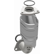 Load image into Gallery viewer, MagnaFlow Direct Fit Catalytic Converter 01-02 Kia Sportage Rear - 50668