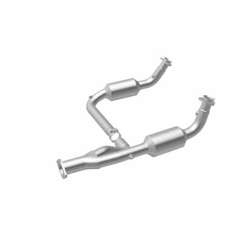 MagnaFlow 2000 Cadillac Escalade 5.7L Direct Fit Converter - 4451420