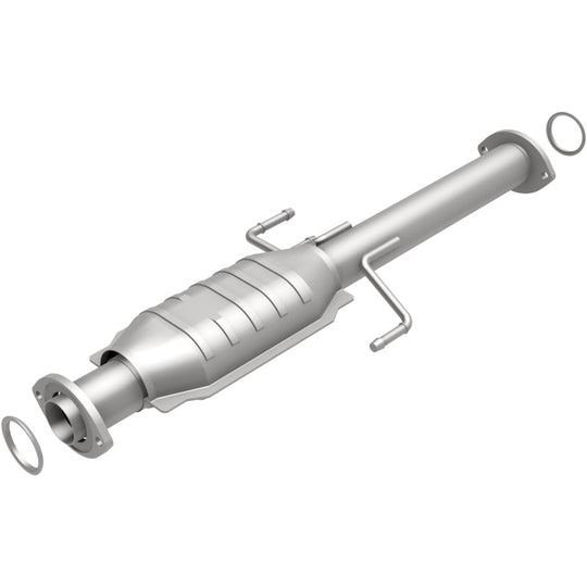 MagnaFlow Direct Fit Catalytic Converter 02-04 Tacoma 3.4L rear 50S - 441770