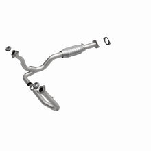 Load image into Gallery viewer, MagnaFlow Direct Fit Catalytic Converter 2000 S10 4.3L 4WD - 93227
