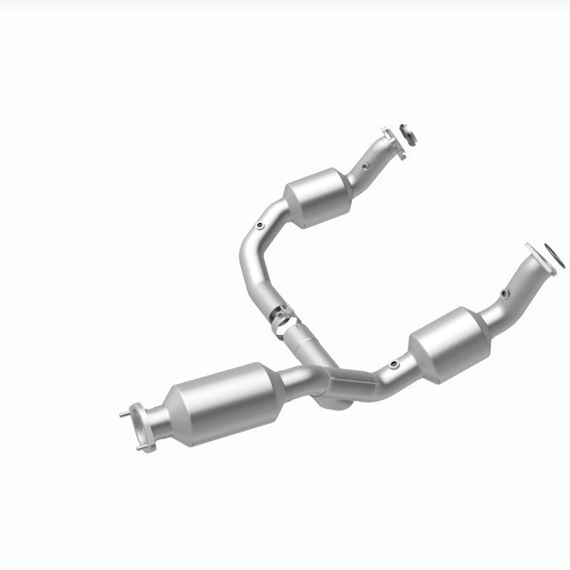 MagnaFlow 2021 Chevrolet Express 2500 4.3L Underbody Direct-Fit Catalytic Converter - 280429