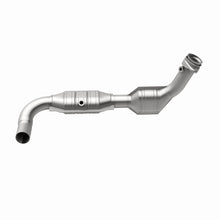 Load image into Gallery viewer, MagnaFlow Direct Fit Catalytic Converter 99-00 Ford F-150 4.6L - 447135