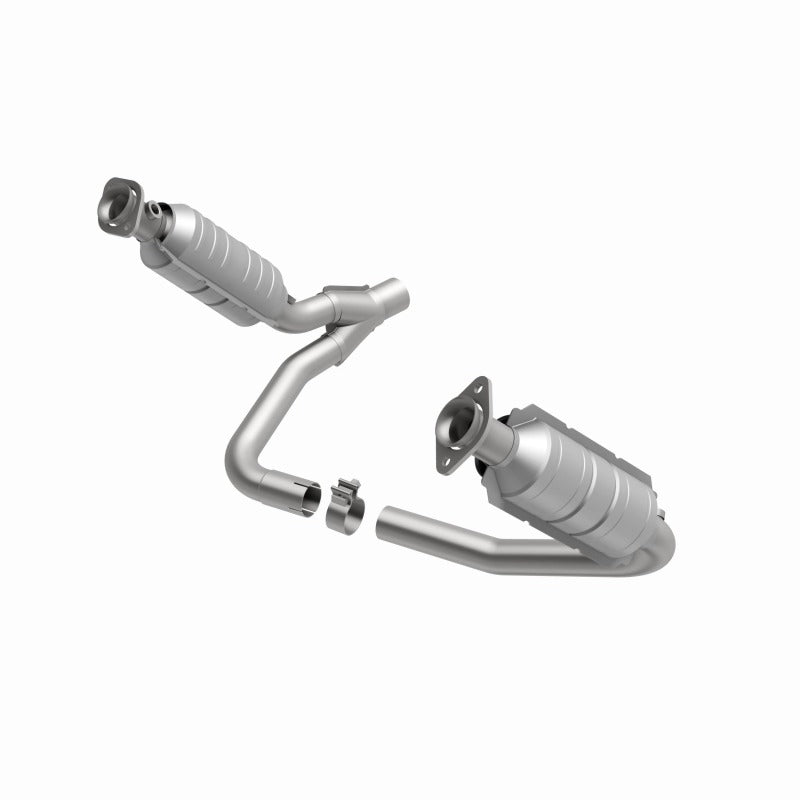 MagnaFlow 06 Mitsubishi Raider Direct Fit Catalytic Converter (California) - 4451627