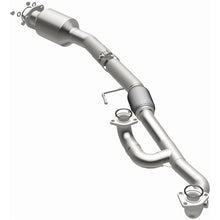 Load image into Gallery viewer, MagnaFlow 18-20 Honda Odyssey V6 3.5L OEM Underbody Single Grade Direct-Fit Catalytic Converter - 280126