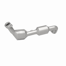 Load image into Gallery viewer, MagnaFlow 04-06 F-150 V8 4.6 OEM Underbody Direct Fit Converter - 52449