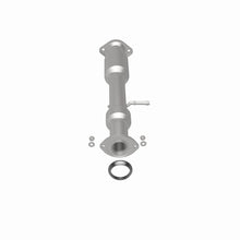 Load image into Gallery viewer, MagnaFlow Direct Fit Catalytic Converter 14-15 Toyota Highlander 3.5L - 52534