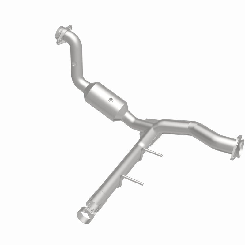 MagnaFlow Direct Fit Catalytic Converter 15-17 Ford F150 V6 2.7L OEM Underbody - 21-471