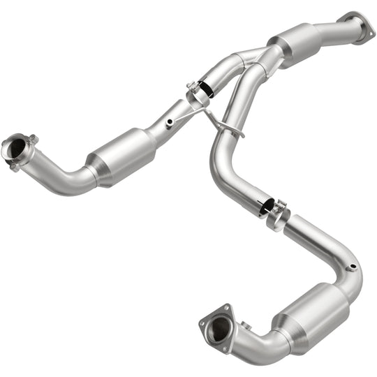 MagnaFlow 12-17 Chevrolet Express 3500 6.0L Direct Fit Converter - 5582113