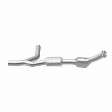 Load image into Gallery viewer, MagnaFlow Direct Fit Catalytic Converter 97-98 E150/E250 4.2L PS - 93322