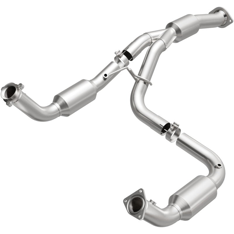 MagnaFlow 12-14 Chevrolet Silverado 2500 HD 6.0L Direct Fit Converter - 5582812
