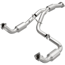 Load image into Gallery viewer, MagnaFlow 12-14 Chevrolet Silverado 2500 HD 6.0L Direct Fit Converter - 5582812