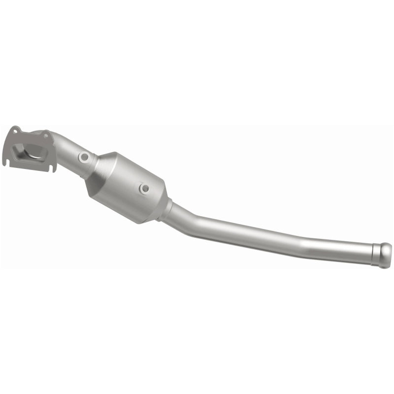MagnaFlow Direct Fit Catalytic Conv 13-18 Dodge Durango 3.6L V6 / 13-18 Jeep Grand Cherokee 3.6L V6 - 21-251