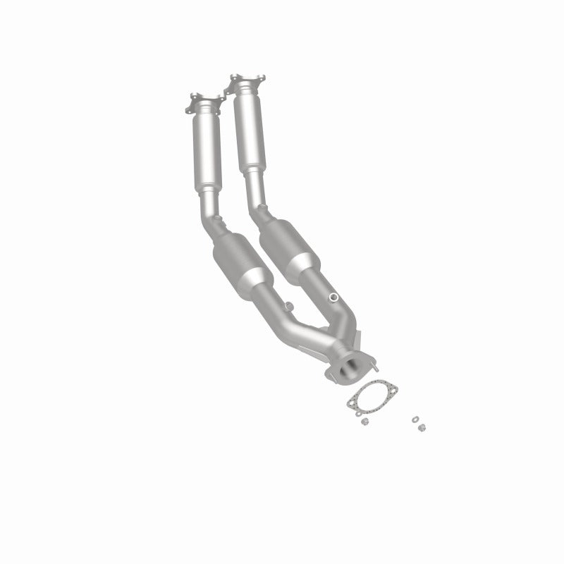 MagnaFlow Direct Fit Catalytic Converter 99-01 Volvo S80 2.8L - 24156