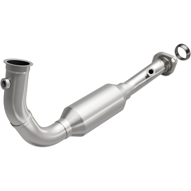 MagnaFlow Direct Fit Catalytic Converter OEM 2004 Jeep Liberty Underbody - 4551583