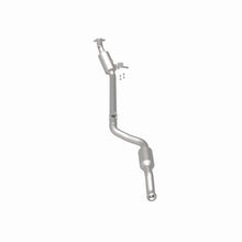 Load image into Gallery viewer, MagnaFlow 12-16 E350 V6 3.5 OEM Underbody Direct Fit Converter - 21-447