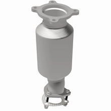 Load image into Gallery viewer, MagnaFlow Direct Fit Catalytic Converter 18-20 Audi Q5 Underbody - 280343