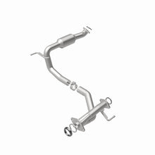 Load image into Gallery viewer, MagnaFlow 05-07 / 09-11 Toyota Tacoma Direct-Fit Catalytic Converter - 52562