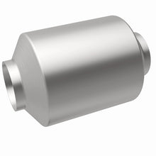 Load image into Gallery viewer, MagnaFlow Direct Fit Catalytic Converter 01-04 Ford Escape 3.0L rear - 441124