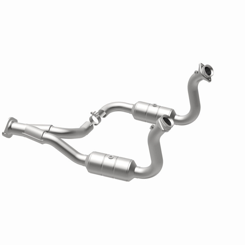 MagnaFlow 08-10 Ford F-350 Super Duty 6.8L Direct Fit Converter - 5451760