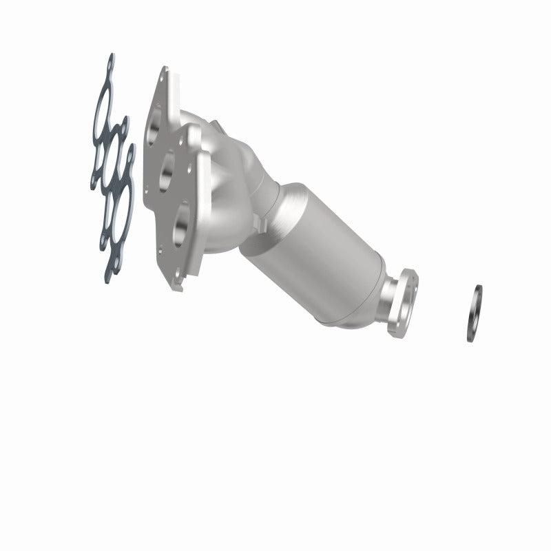 MagnaFlow Direct Fit Catalytic Converter 14-15 Toyota Highlander 3.5L Manifold - 52545