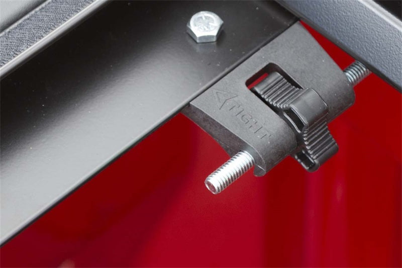 Access Lorado 88-00 Chevy/GMC Full Size 6ft 6in Bed Roll-Up Cover - 42129