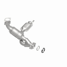 Load image into Gallery viewer, MagnaFlow Direct Fit Catalytic Converter 01-02 Mitsu Montero 3.5L - 24233
