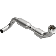 Load image into Gallery viewer, MagnaFlow 03-04 Ford Expedition 5.4L Direct Fit Converter - 4583087
