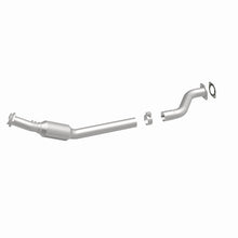 Load image into Gallery viewer, MagnaFlow Direct Fit Catalytic Converter 2005-2006 Pontiac GTO 6.0L Underbody - 4561032