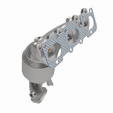 Load image into Gallery viewer, MagnaFlow Direct Fit Catalytic Converter 13-14 Santa Fe 3.3L Manifold - 52787