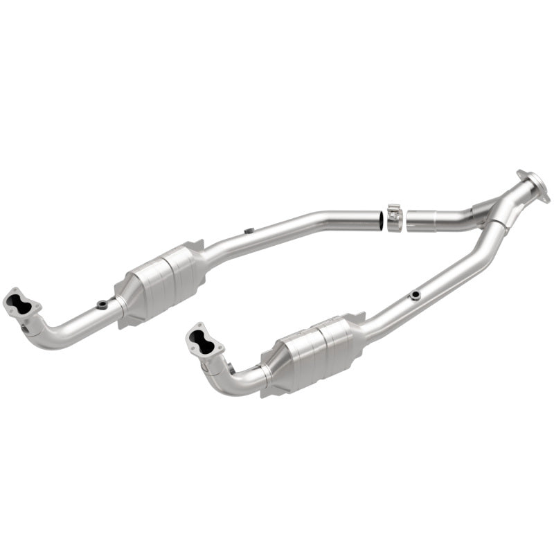 MagnaFlow Direct Fit Catalytic Converter 99-04 LR Discovery V8 OEM - 49720