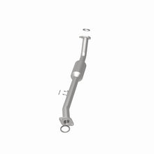 Load image into Gallery viewer, MagnaFlow Direct Fit Catalytic Converter OEM 2001-2004 Toyota Sequoia Underbody - 4551061
