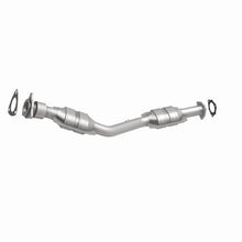 Load image into Gallery viewer, MagnaFlow Direct Fit Catalytic Converter 07-10 Saturn VUE 2.4L - 51722