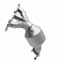 Load image into Gallery viewer, MagnaFlow Direct Fit Catalytic Converter 2004 Hyundai Santa Fe 2.7L - 50695
