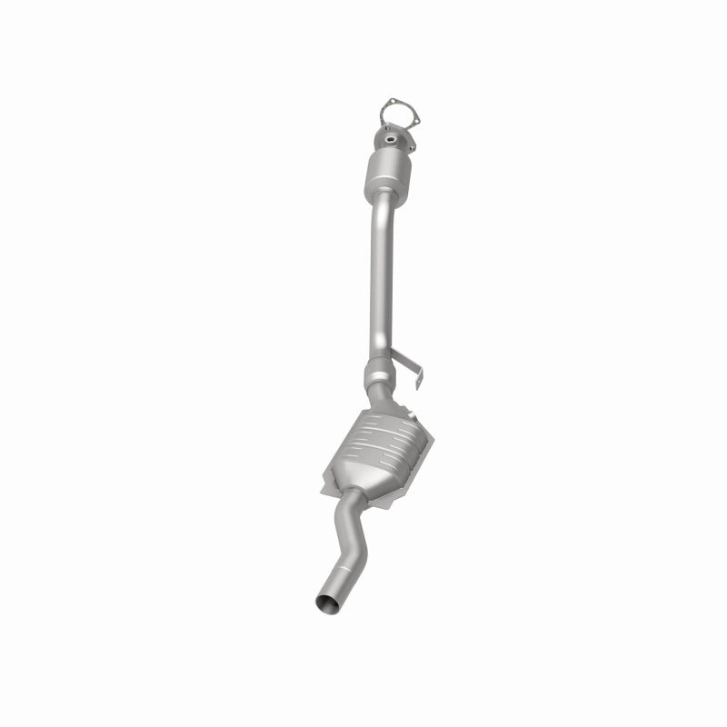 MagnaFlow Direct Fit Catalytic Converter 03 Volkswagen Passat 2.8L - 444333