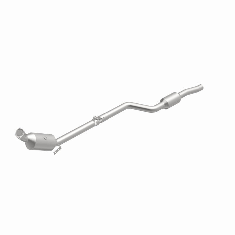 MagnaFlow 2011 C300 V6 3 OEM Underbody Direct Fit Converter - 21-437
