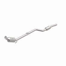 Load image into Gallery viewer, MagnaFlow 2011 C300 V6 3 OEM Underbody Direct Fit Converter - 21-437