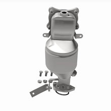 Load image into Gallery viewer, MagnaFlow 17-22 Honda Pilot 3.5L California Grade CARB Compliant DF Manifold Catalytic Converter - 6511893