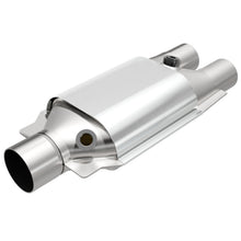 Load image into Gallery viewer, MagnaFlow Universal Catalytic Converter 2.5/2 single/dual O2 OEM - 51067